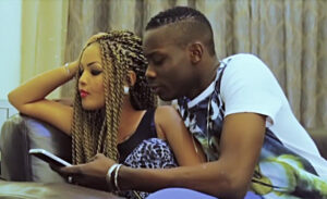sidiki-diabate-chanteur-artiste-malienne-copine-couple-bijou-siraba